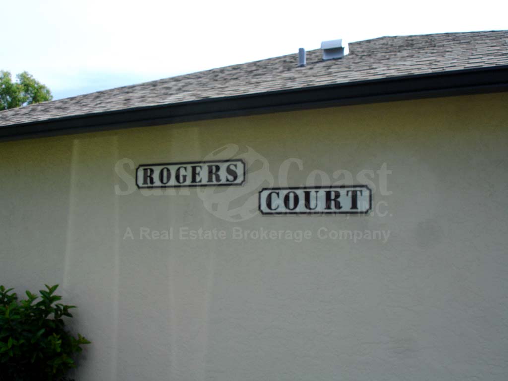 Rogers Court Signage